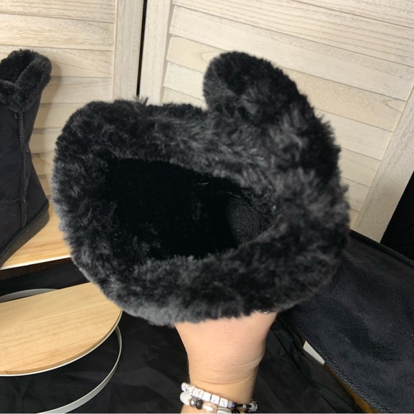 Fashion Apparel and Accessories Black Faux Suede Fleece Lined Winter Boots - Picture 9 of 11